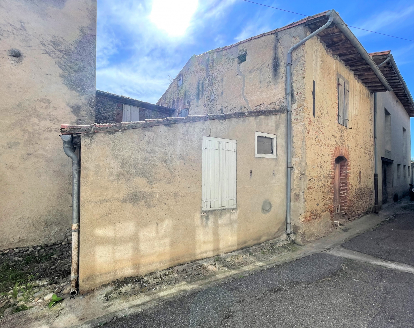 Image_1, Maison de village, La Tour-du-Crieu, ref :796