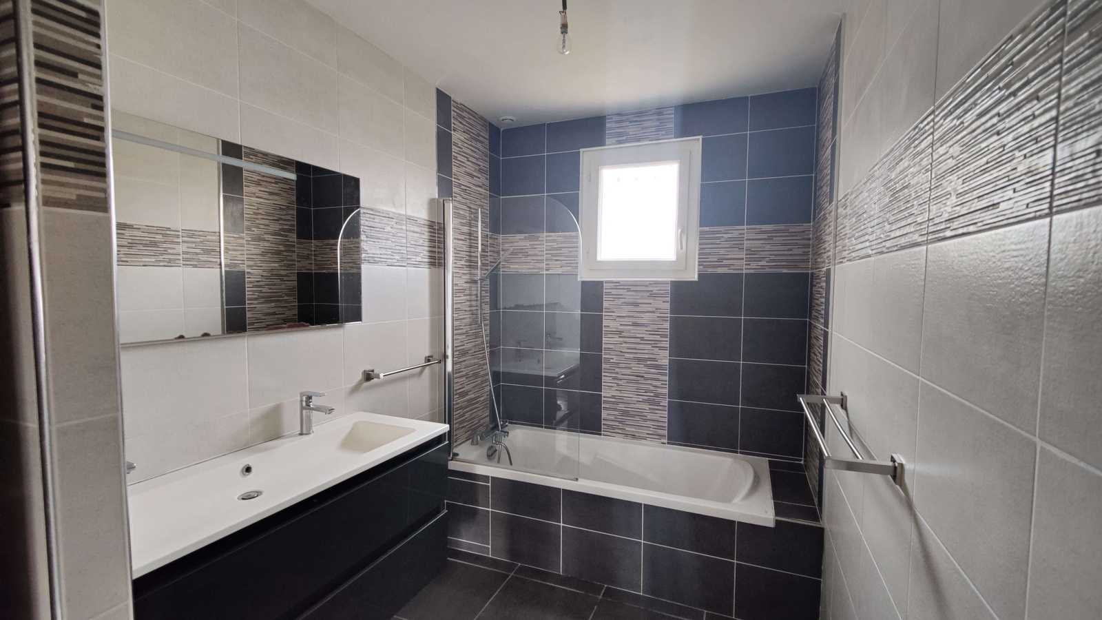 Image_6, Villa, La Tour-du-Crieu, ref :810